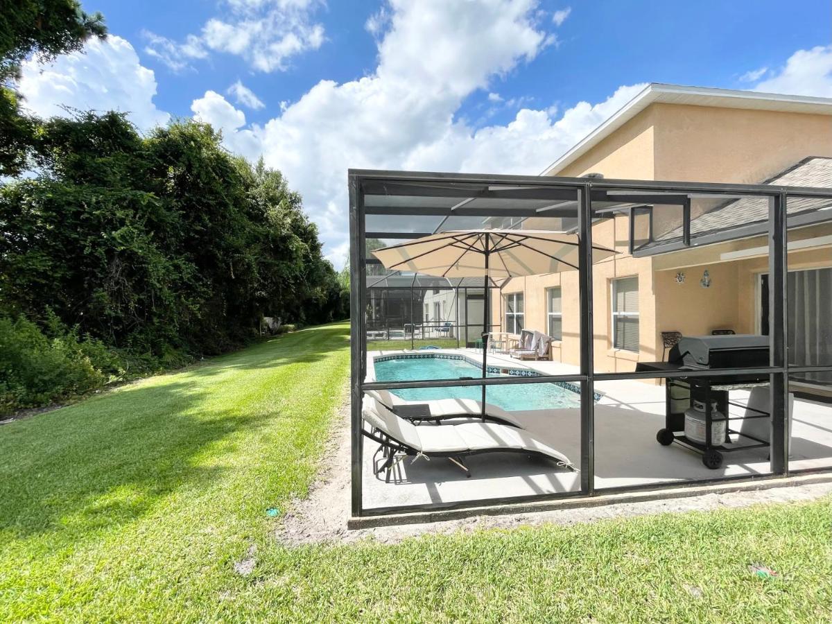 Fully Renovated, Quiet, Spacious Themed Pool With Office Holiday home