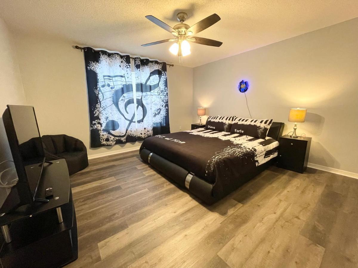 Fully Renovated, Quiet, Spacious Themed Pool With Office *